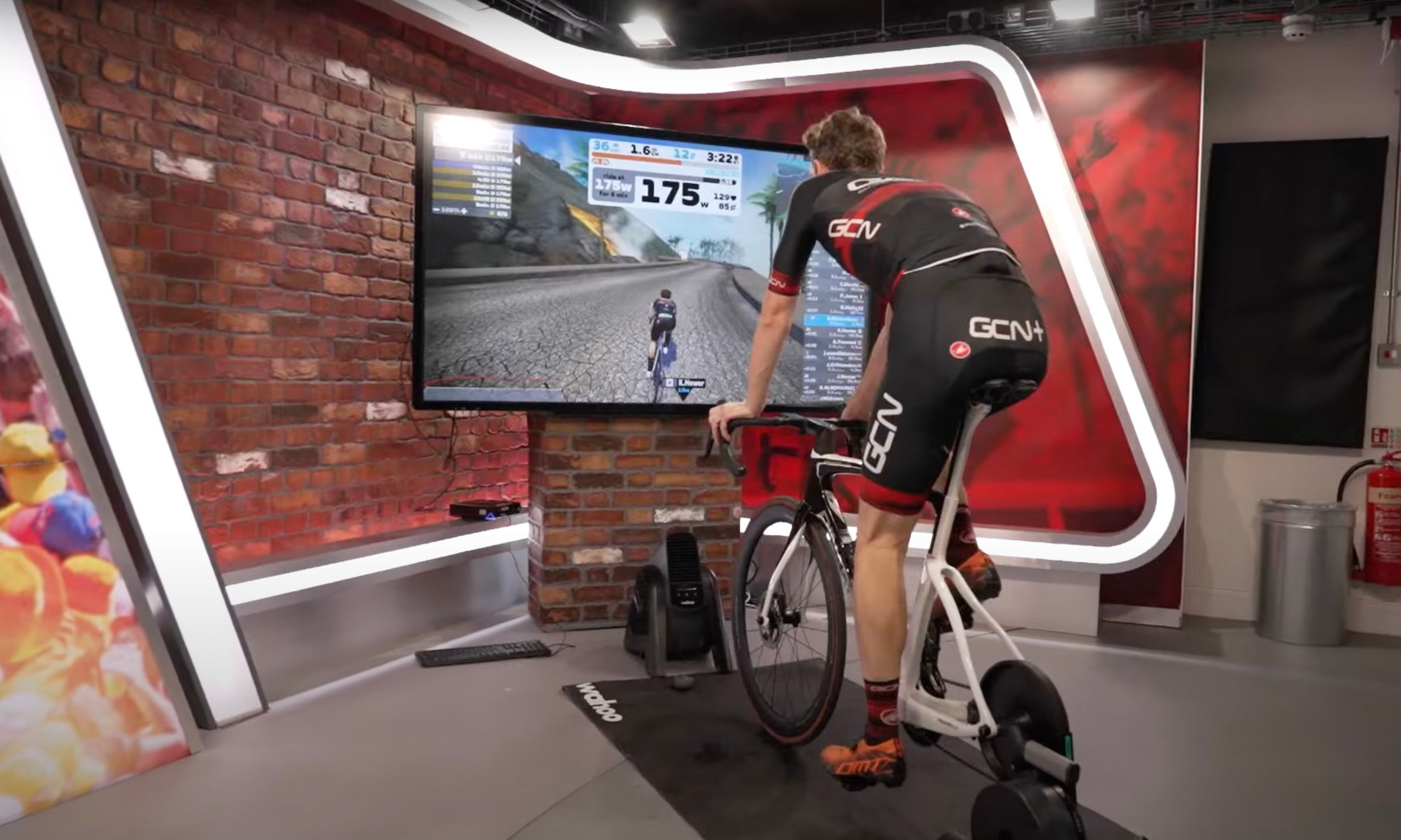 Indoor cycling online simulator